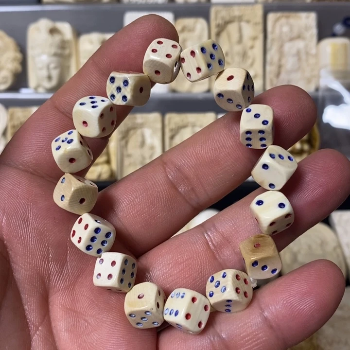天然猛犸牙雕刻品
