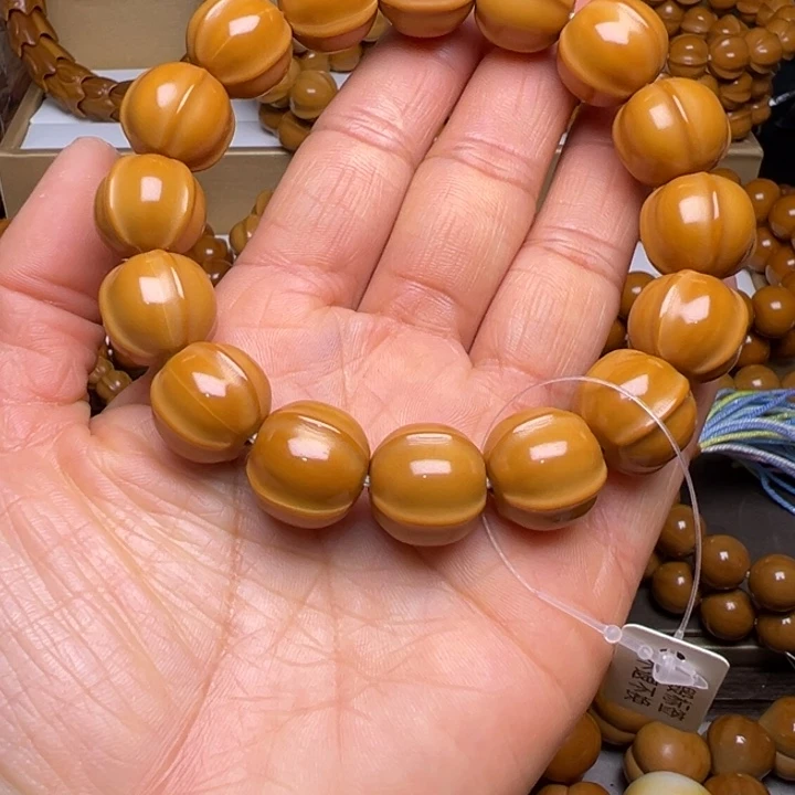 吊坠橄榄核聚宝盆