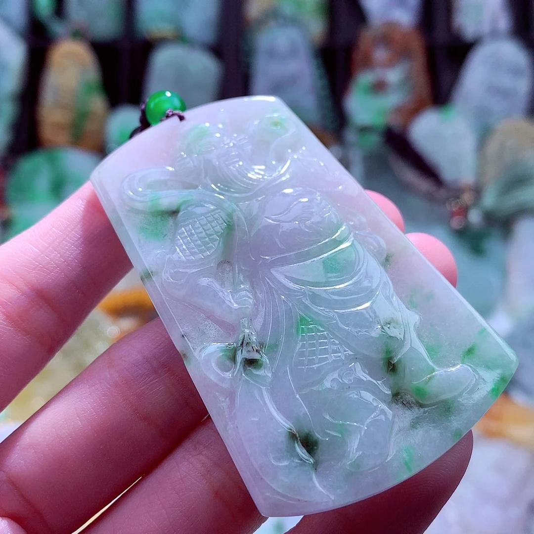 颈饰未镶嵌翡翠天然