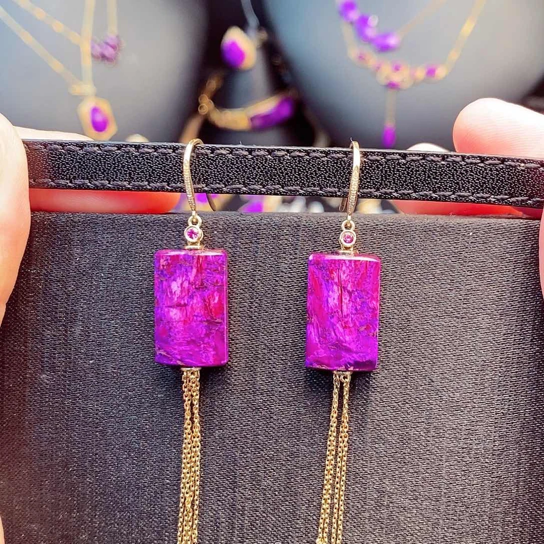 苏纪石（舒俱来）耳饰18K金镶嵌