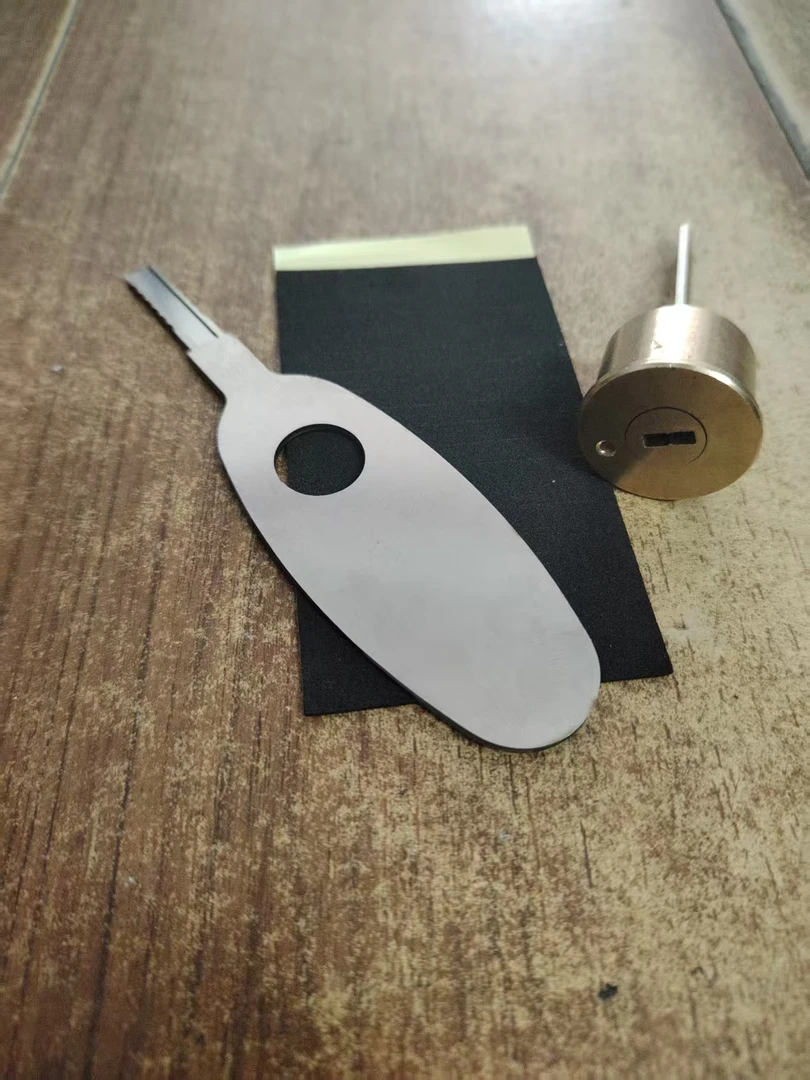 不是锁匠勿买新款泡沫电脑打孔维修工具电脑打孔锁最新款