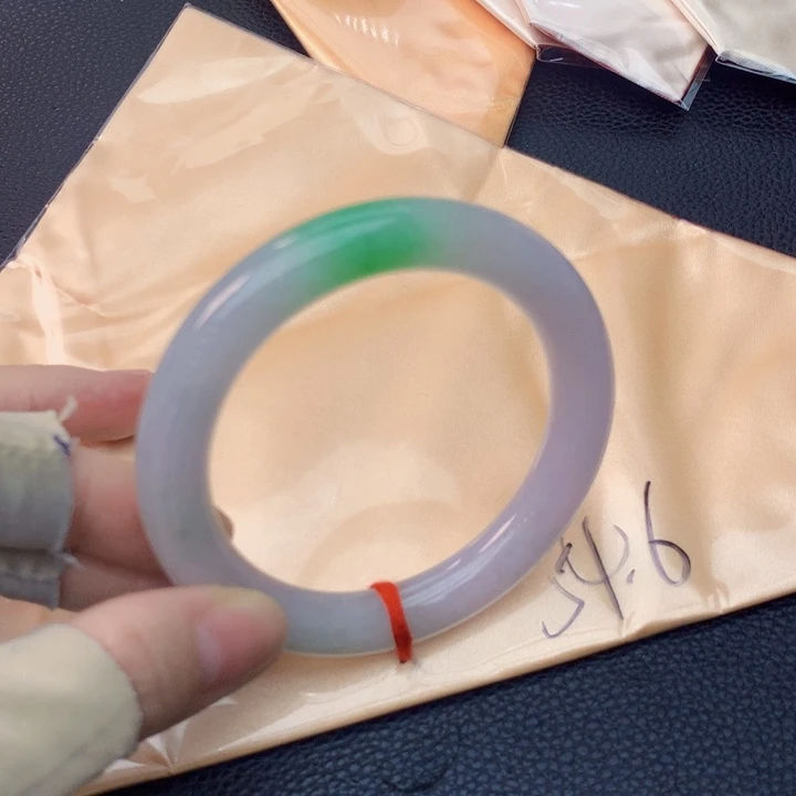 翡翠未镶嵌手镯翡翠手镯