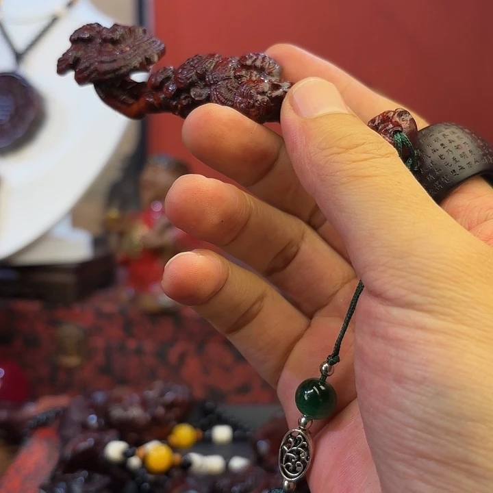 非洲紫檀（红花梨）灵芝