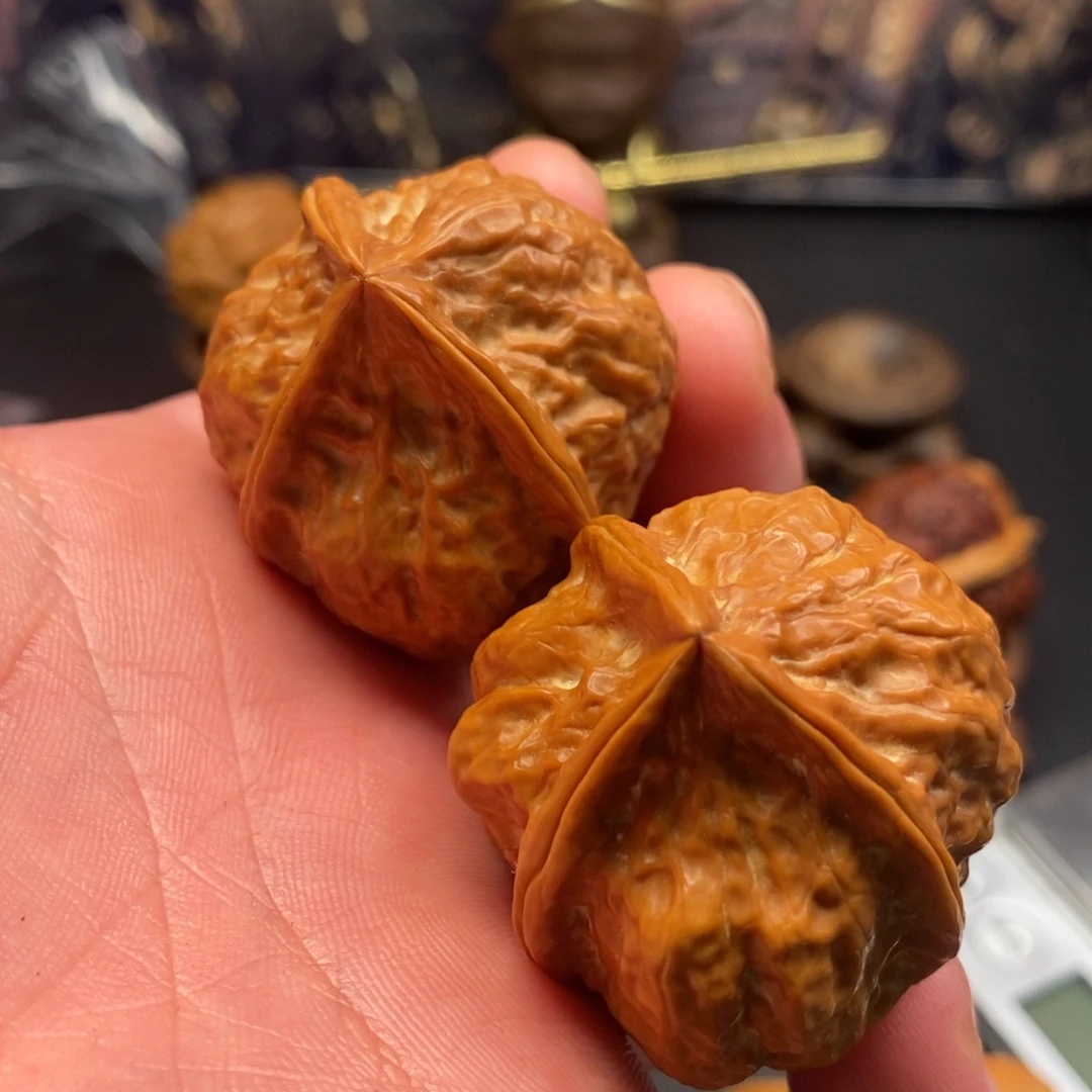 把件文玩核桃高桩三愣