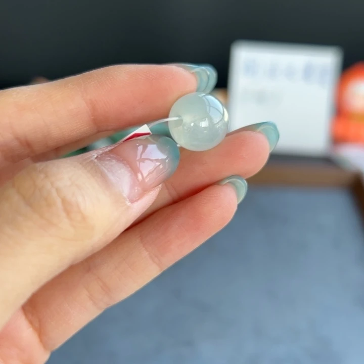 翡翠未镶嵌颈饰102号买断