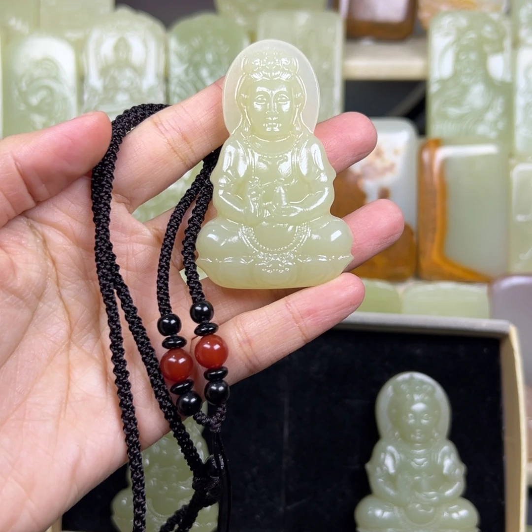 简***阅新疆昆仑山料观音