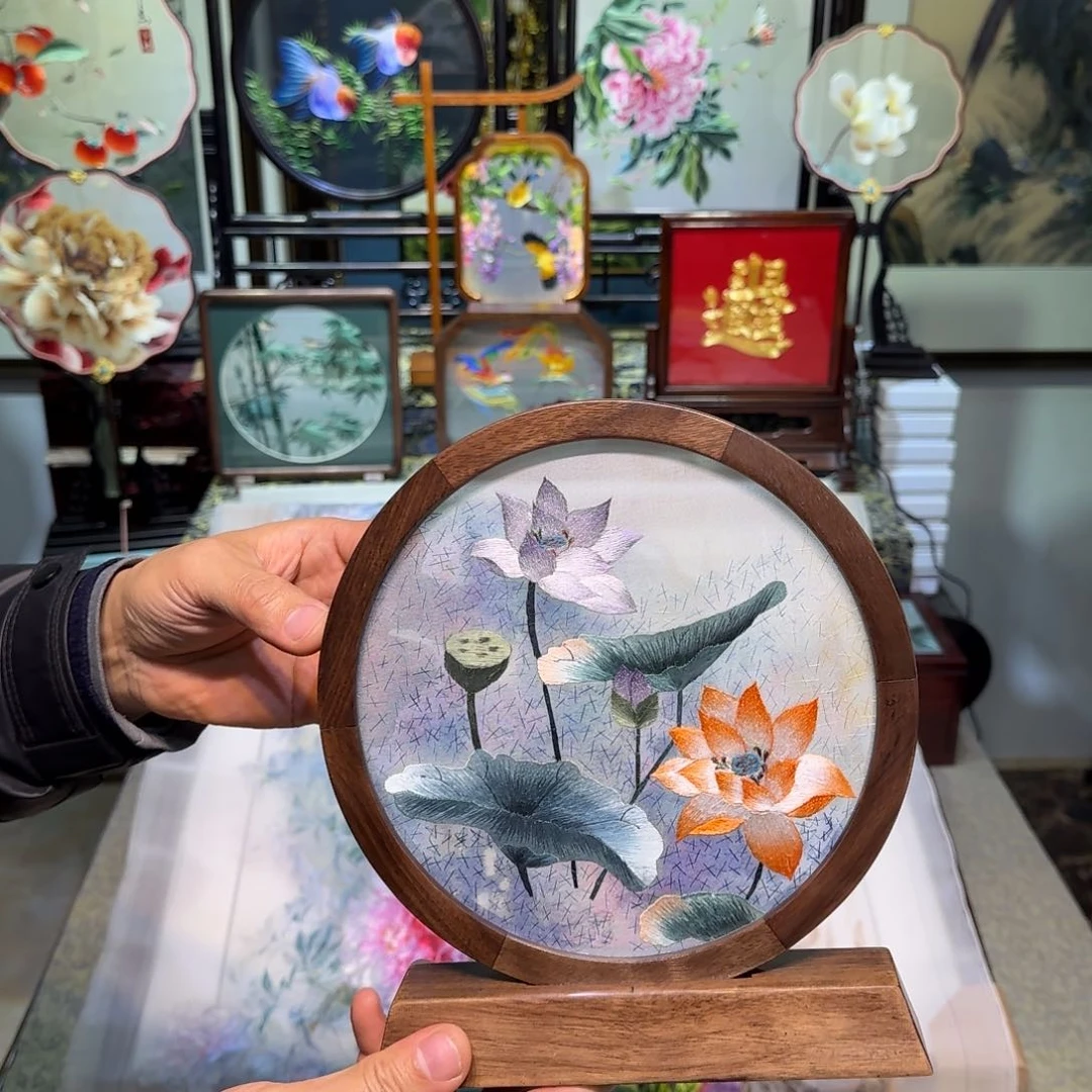 刺绣刺绣工艺精湛