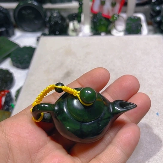 蛇纹石玉未镶嵌泰山玉