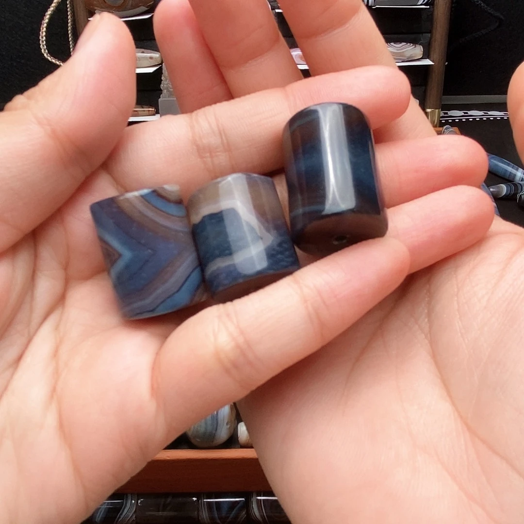 合金颈饰玛瑙/玉髓小*