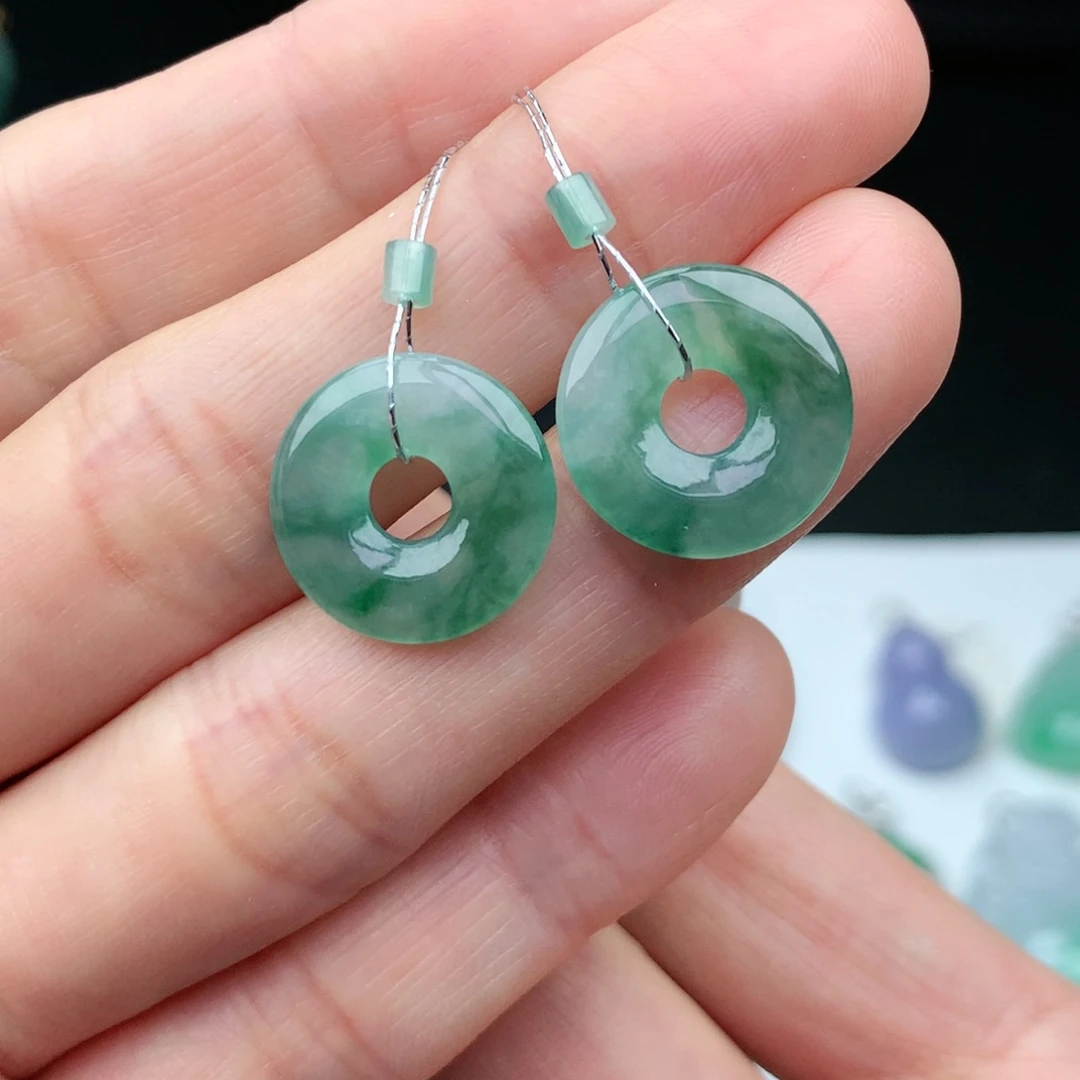 谁***君翡翠未镶嵌颈饰翡翠