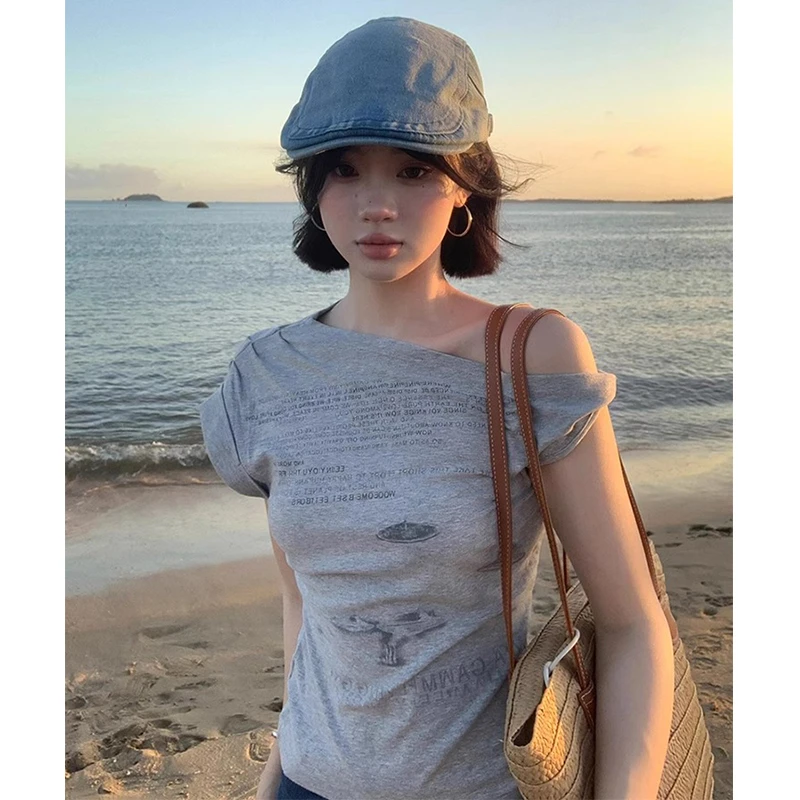 夏季美式复古修身T恤复古港风chic字母斜肩好看短袖t恤女小众上衣