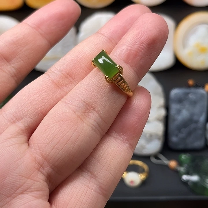 和田玉（碧玉）未镶嵌颈饰