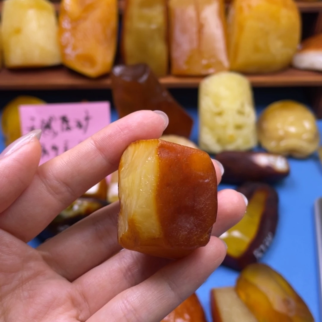 定制蜜蜡未镶嵌玊*