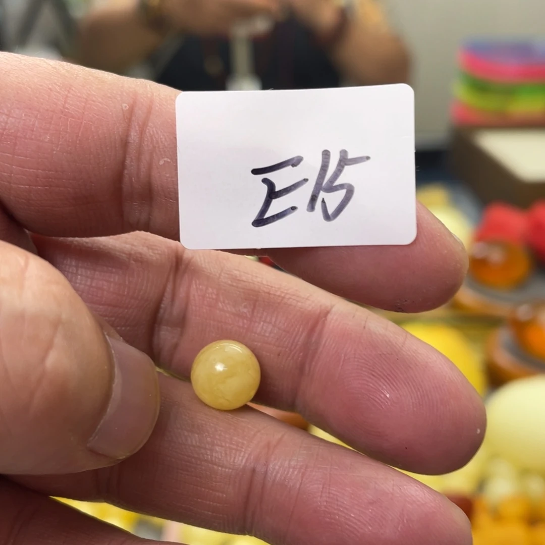 手链琥珀未镶嵌多样性发，发其中一件