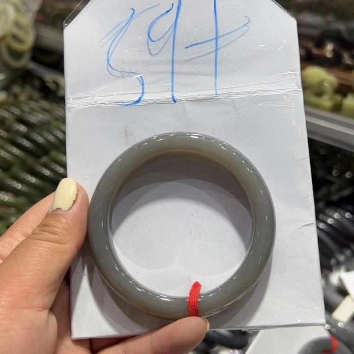 芳***子和田玉未镶嵌手镯