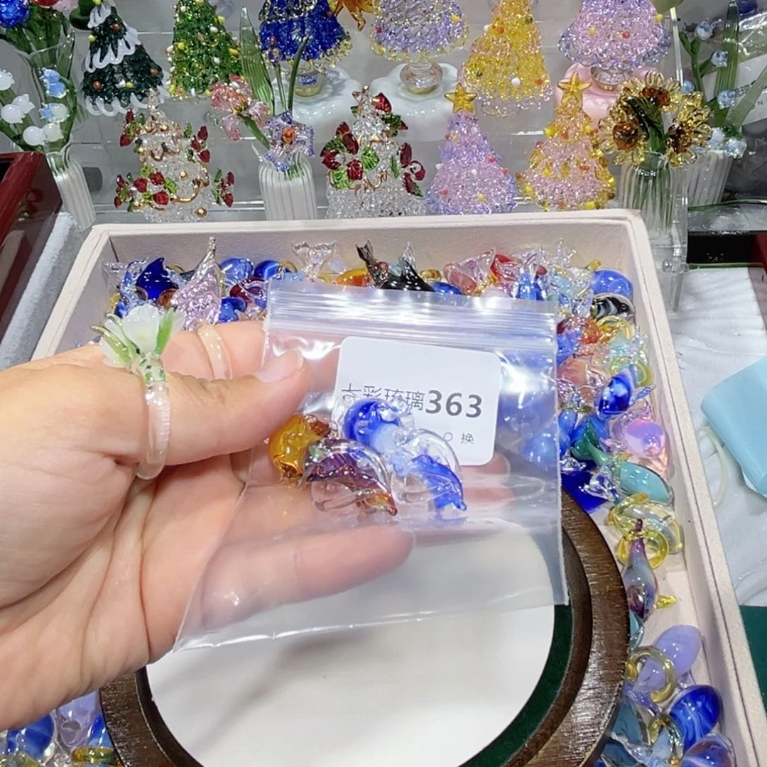 陆***白玻璃吊坠（不含链）363水母两个