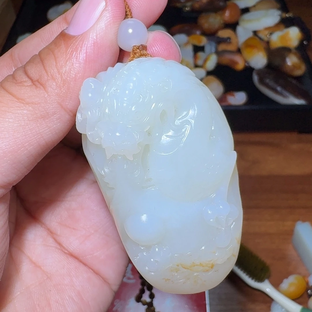 和田玉颈饰未镶嵌天***辰