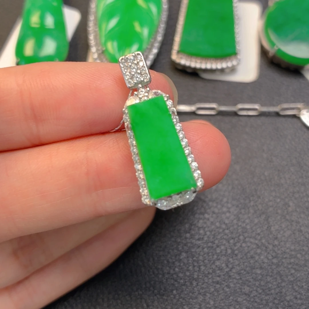 翡翠银S925镶嵌吊坠(不含链)