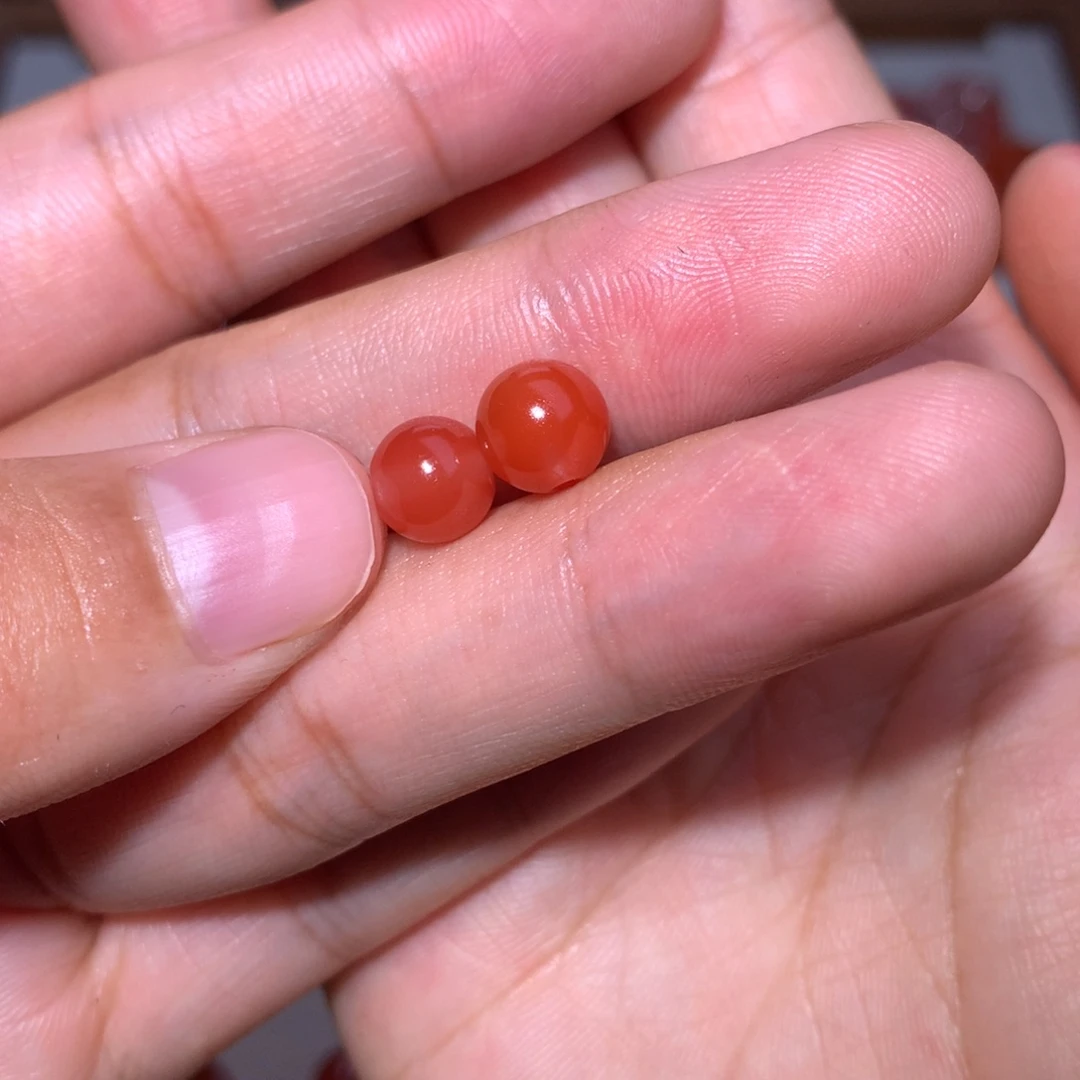 拉***鱼南红玛瑙圆珠沙带未镶嵌7.5