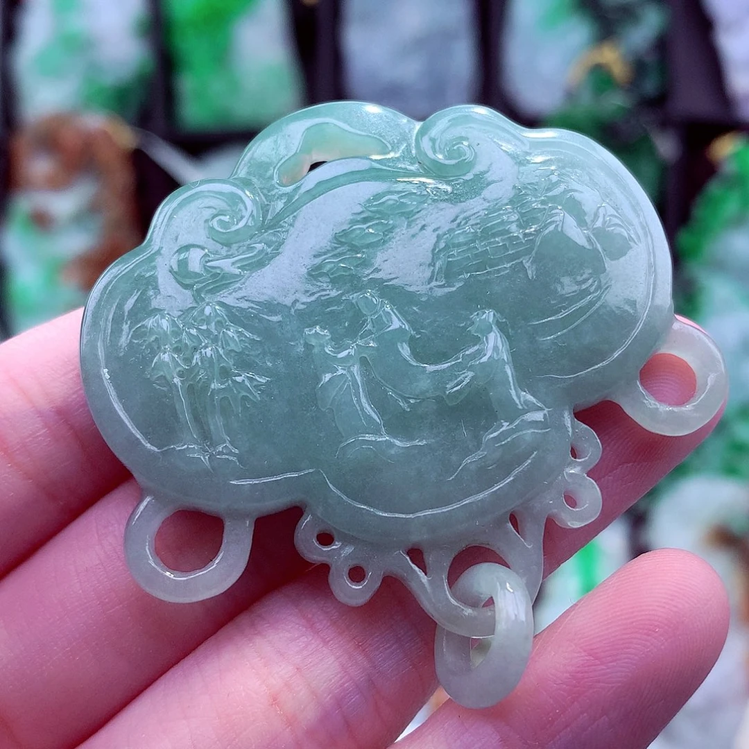 翡翠未镶嵌颈饰挂件