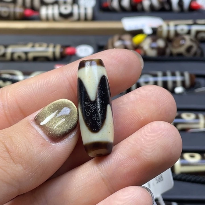 蒸****玛瑙/玉髓未镶嵌颈饰