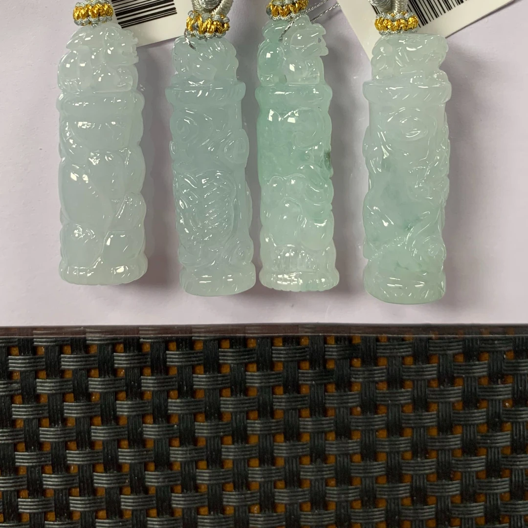 翡翠A货龙柱多样性发货，发一件 672