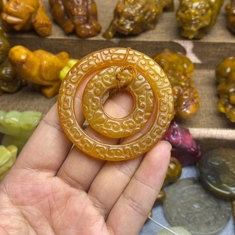 蛇纹石玉未镶嵌颈饰65