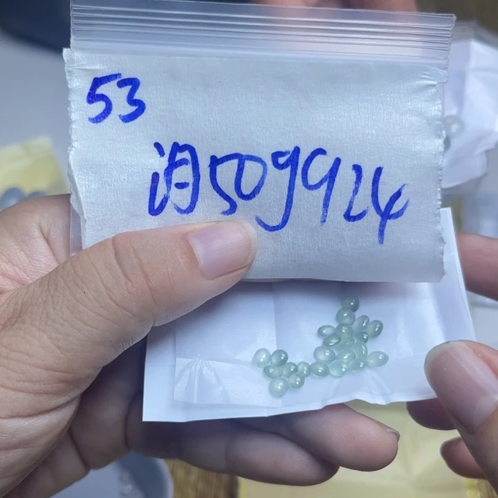 泪***喊未镶嵌定制翡翠不退
