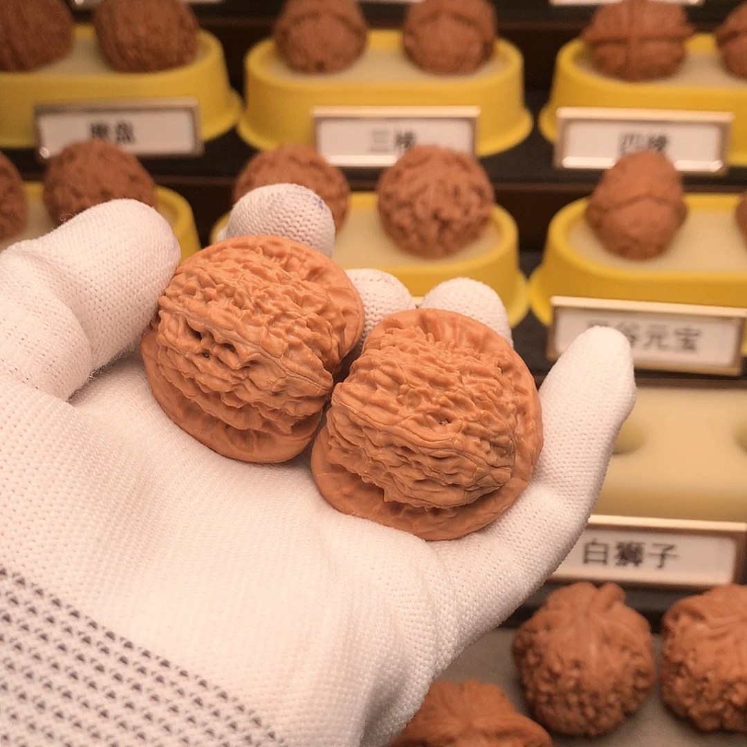 吊坠文玩核桃372号白狮子39