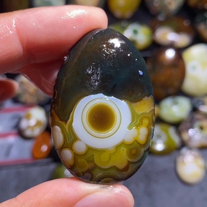 玛瑙/玉髓珠宝奇石未镶嵌