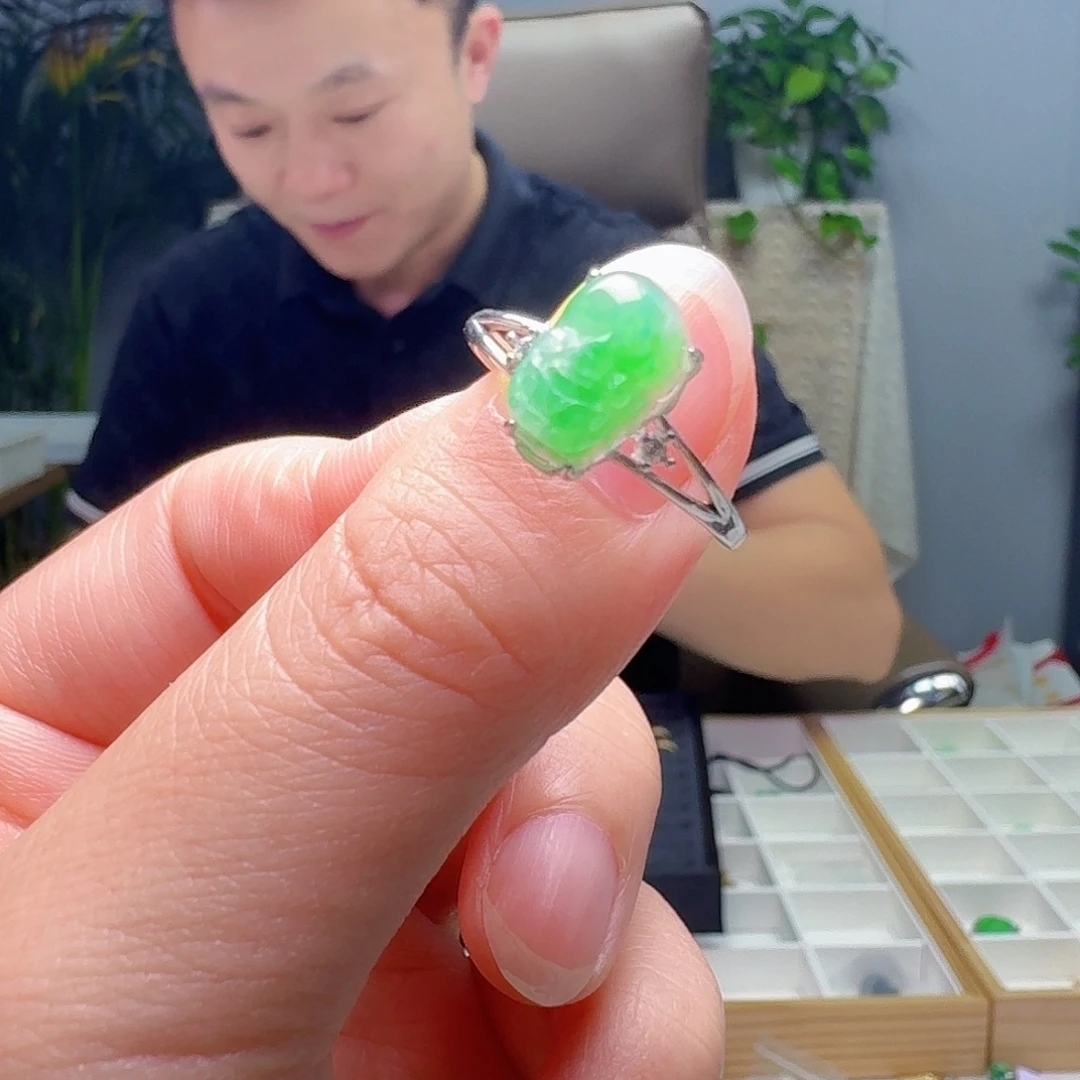 翡翠银S925镶嵌戒指多样性发货其一