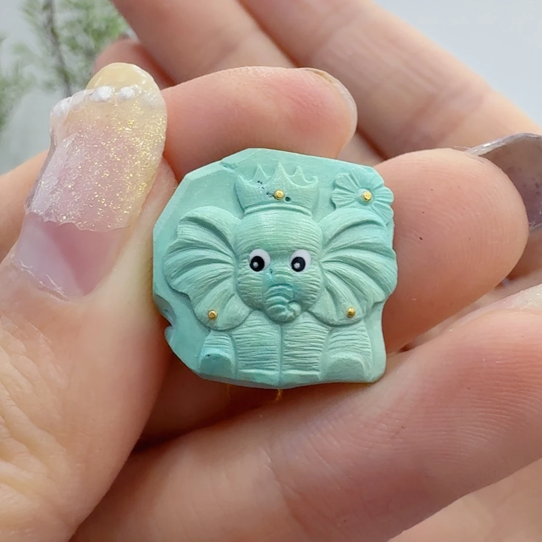 绿松石未镶嵌珠宝奇石