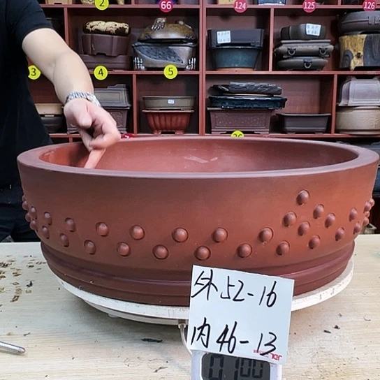 最****了紫砂花盆里都藏满的