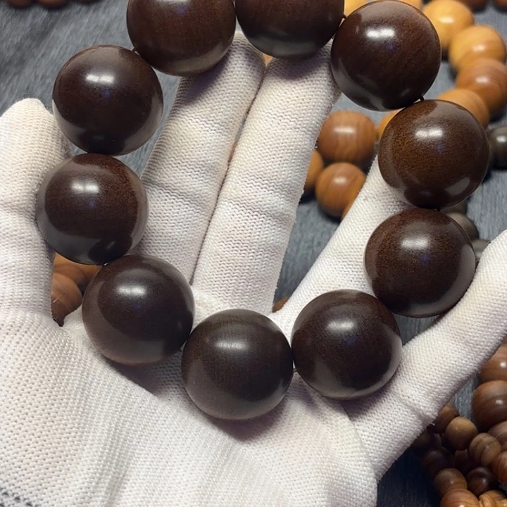 中***强檀香木2.5圆珠老山檀黑肉奶香奶甜