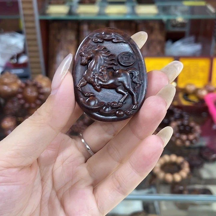 黄花梨/降香黄檀吊坠雷*神