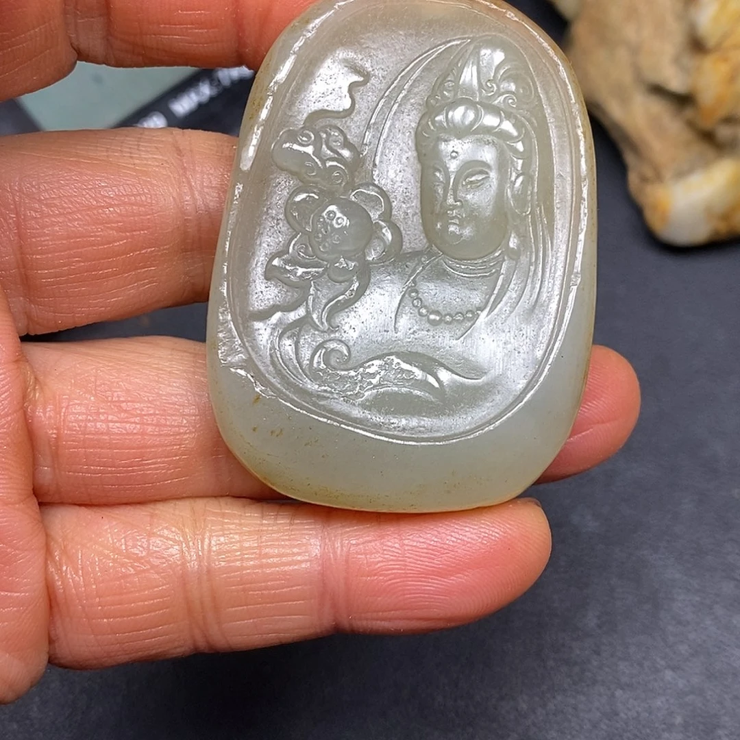 和田玉未镶嵌挂件