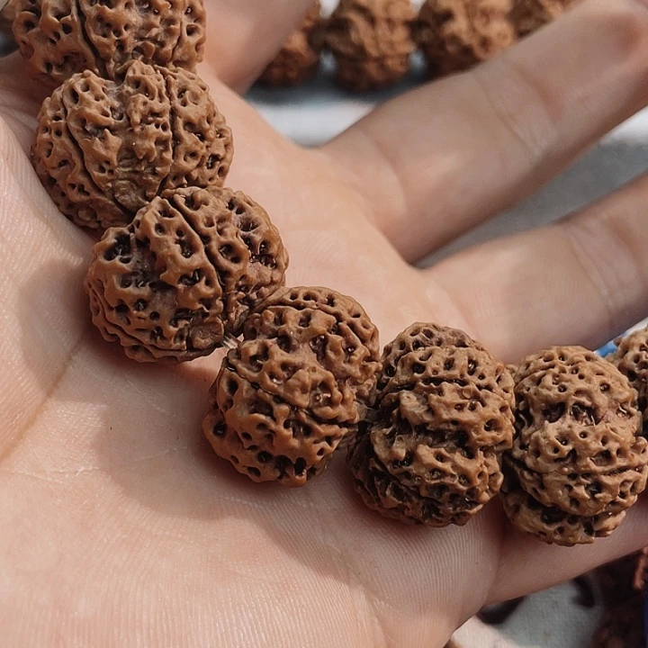 S***r吊坠金刚菩提21尺寸