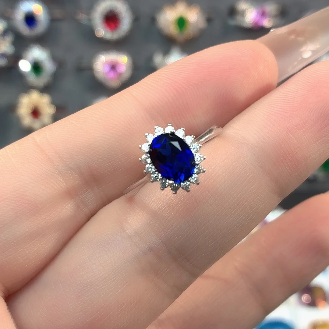 925银培育皇家蓝色宝石