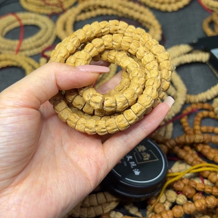 【闪购商品】柏香籽/百香籽吊坠大**鱼