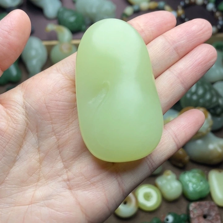 【闪购商品】颈饰未镶嵌和田玉青*聿