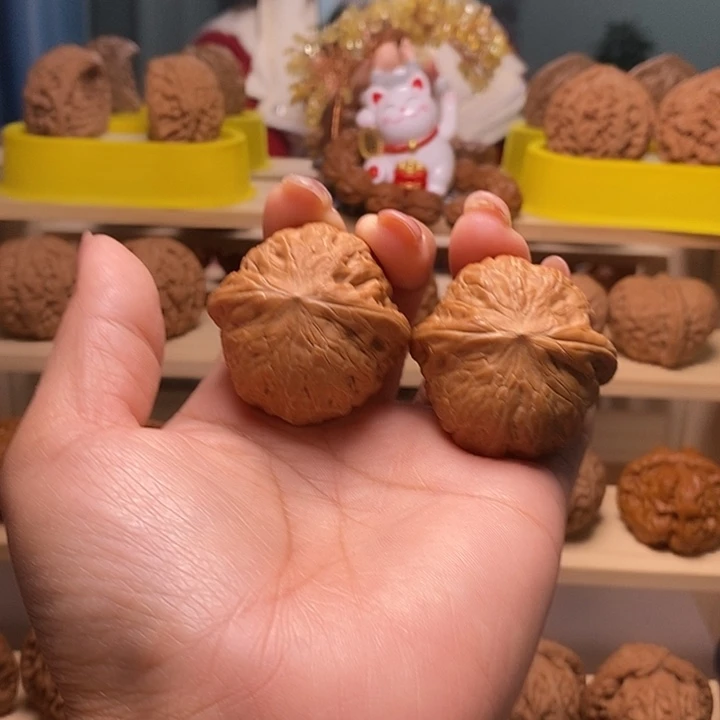 闹***闹41尺寸的铁锤妹妹