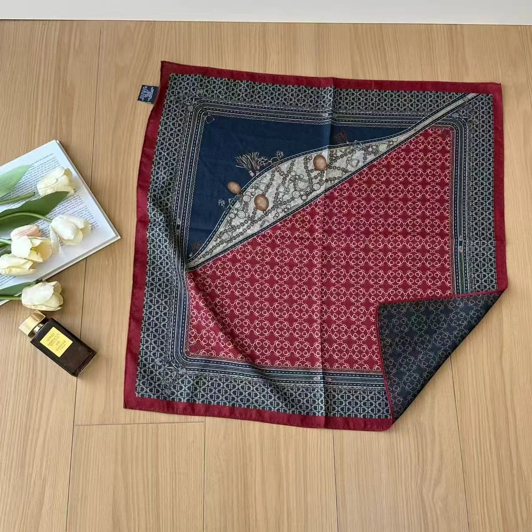 【红蓝四叶草】 68X68复古丝毛混纺2025年早秋新款长方巾围巾