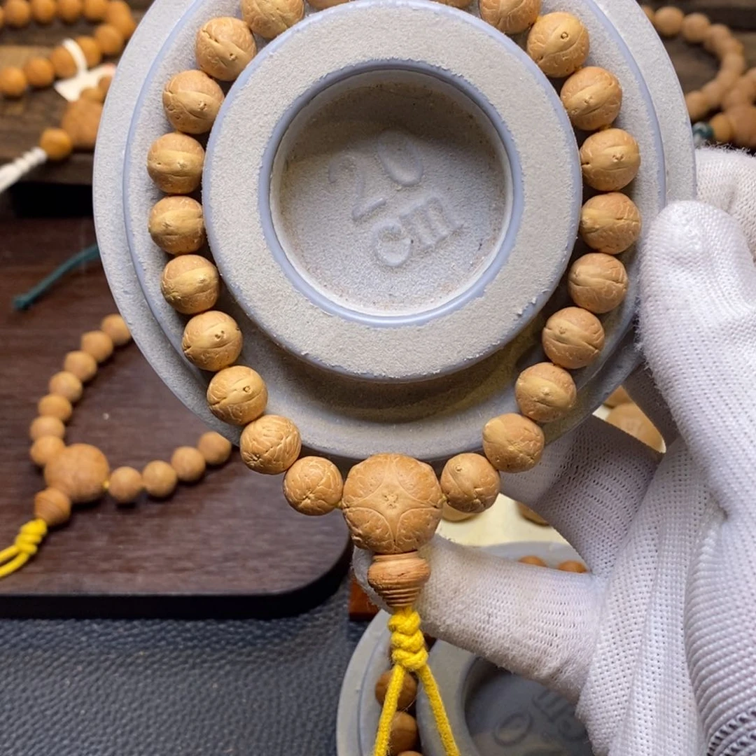 凤眼菩提手串10.5尺寸高品红皮