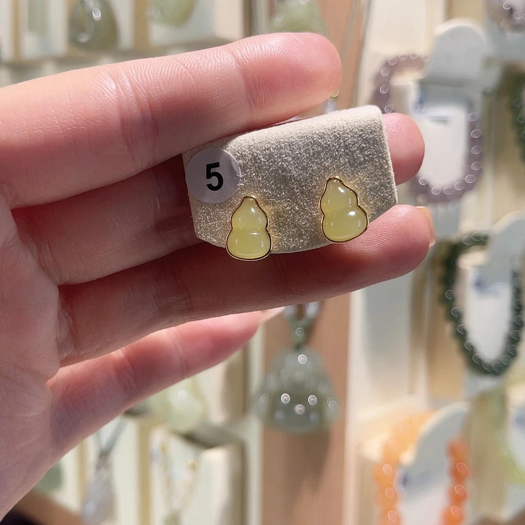 和田玉银S925镀金镶嵌耳饰棒**?耳钉