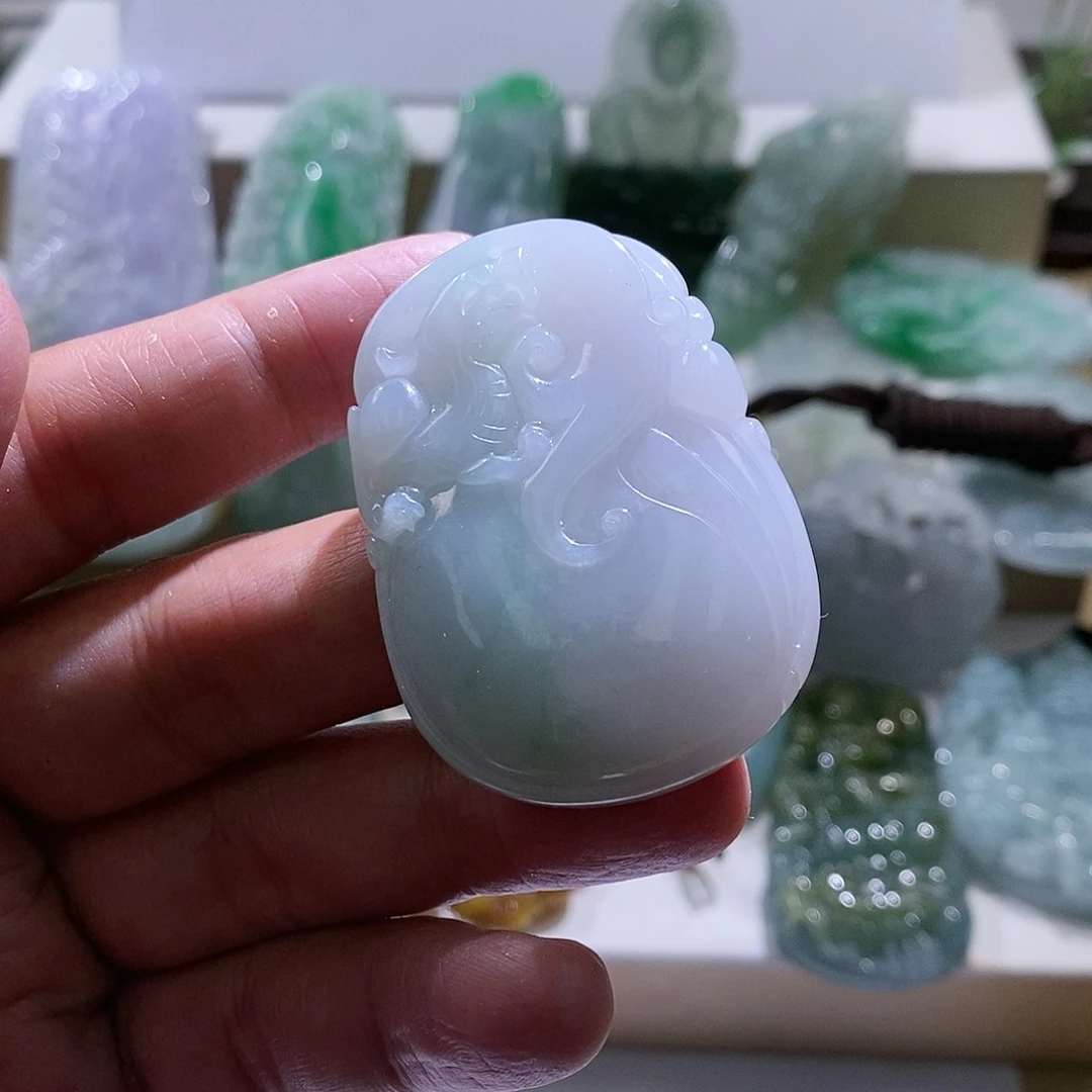 【闪购商品】翡翠颈饰未镶嵌吊坠