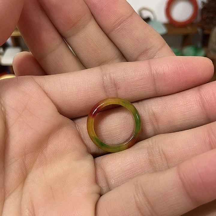 翡翠未镶嵌挂件青花笔锋浓转淡出了一