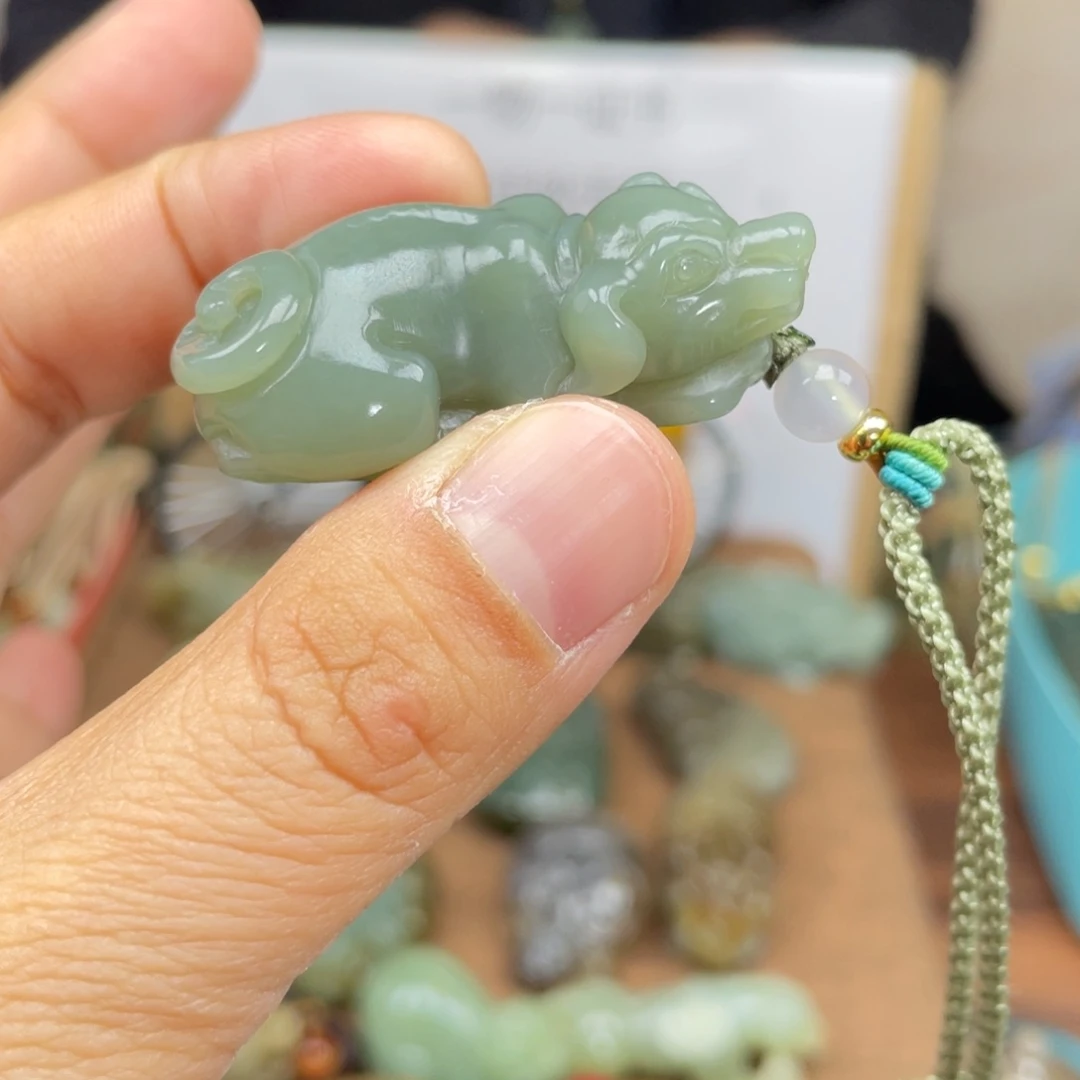 和田玉颈饰未镶嵌