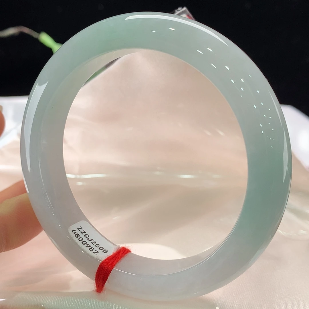 翡翠未镶嵌手镯0982