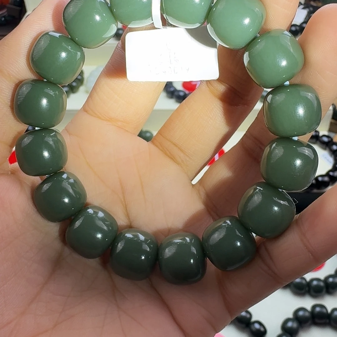 和田玉未镶嵌手串