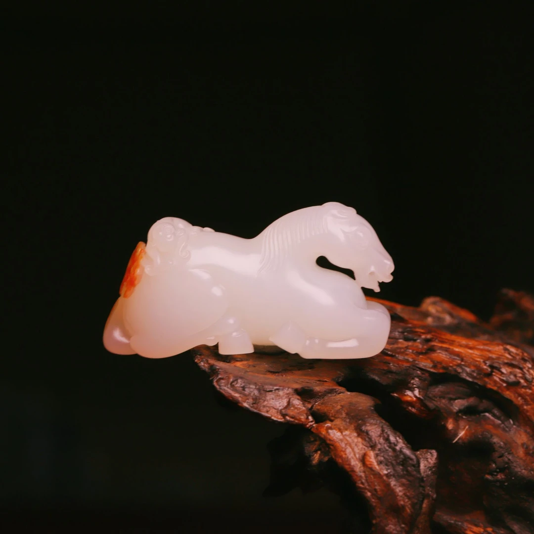 新疆和田玉 马上封侯吊坠